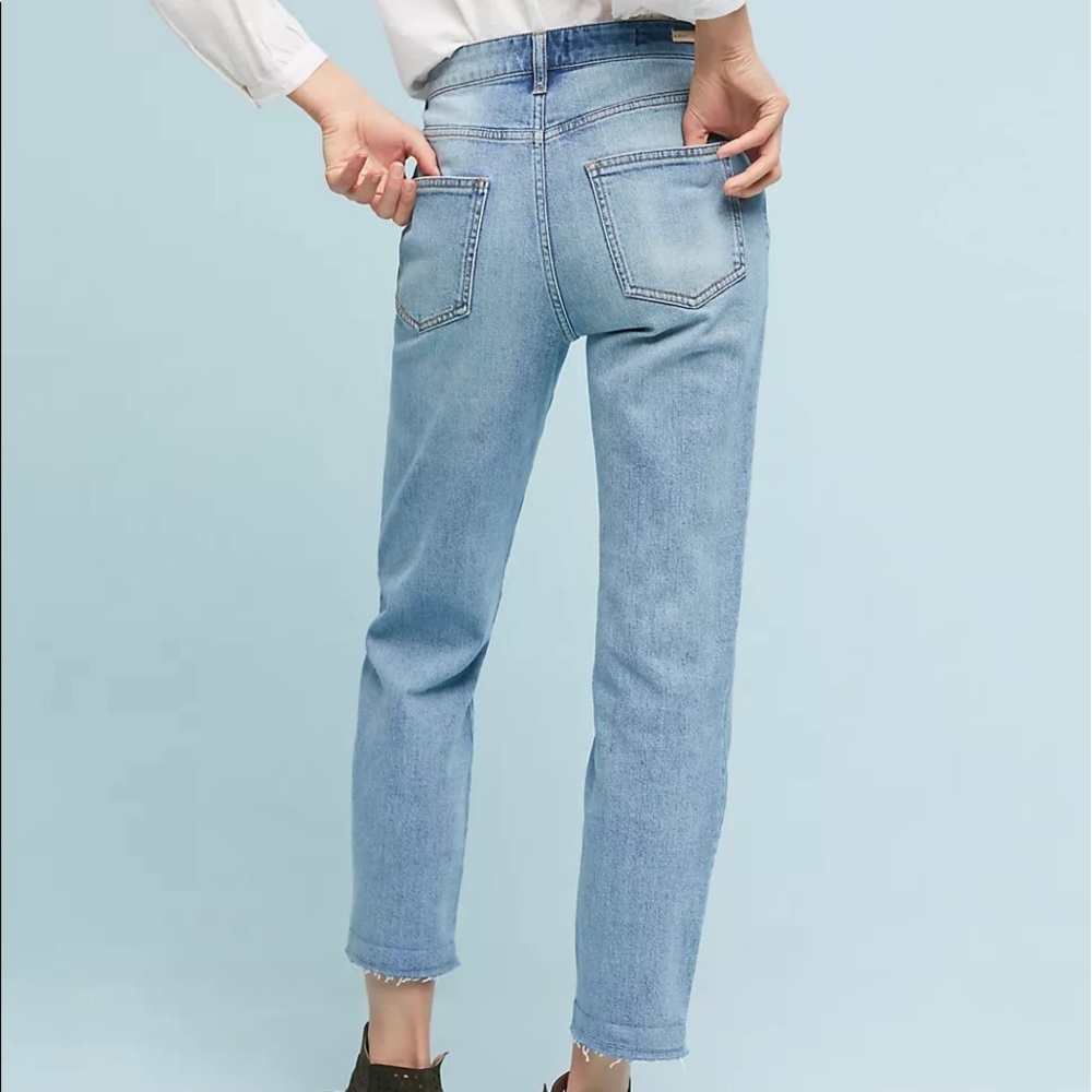 Anthropologie Pilcro Letterpress High Rise Relaxed Straight Jean Crop Size: 28